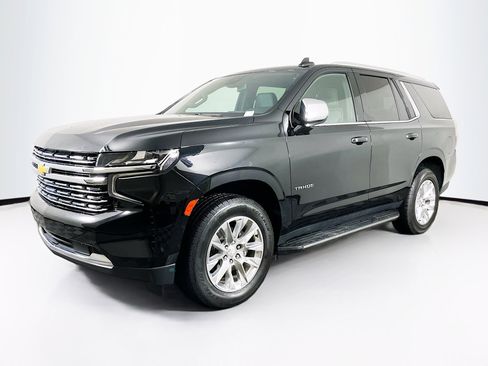 Used 2024 Chevrolet Tahoe Premier image 3