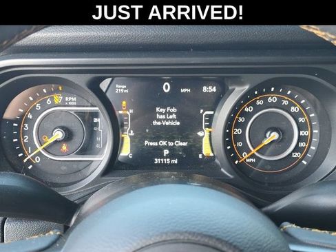 Used 2024 Jeep Gladiator Sport AWD/4WD image 22