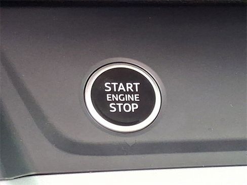 Used 2024 Audi Q3 2.0T Premium image 23