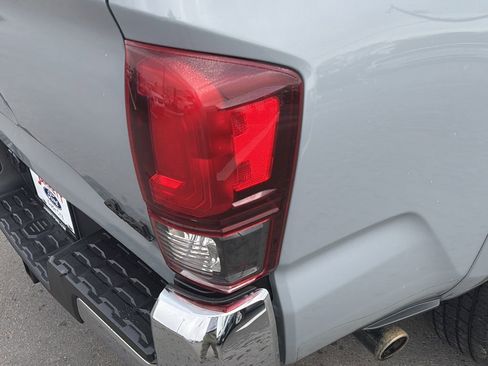 Used 2019 Toyota Tacoma SR5 image 9