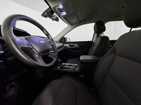 Used 2018 Chevrolet Traverse LS FWD image 21