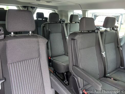 Used 2018 Ford Transit 350 XLT RWD image 22