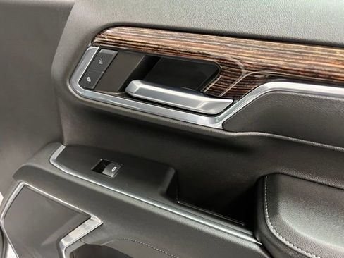 Used 2023 GMC Sierra 1500 Elevation image 44