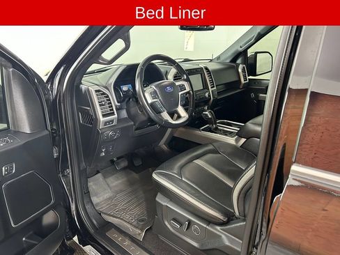 Used 2019 Ford F150 Platinum w/ Equipment Group 701A Luxury AWD/4WD image 8