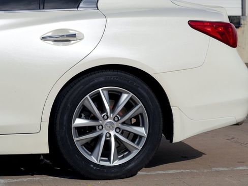 Used 2016 INFINITI Q50 Premium w/ 2.0T Premium Plus Package RWD image 25