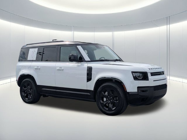 Used 2026 Land Rover Defender 110 X-Dynamic SE AWD/4WD image 8