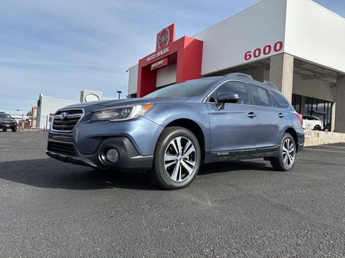 Used 2018 Subaru Outback 3.6R Limited image 47