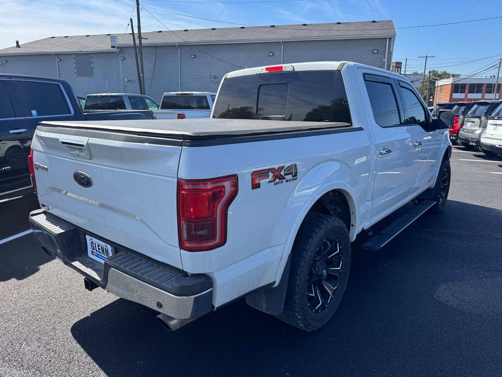 Used 2016 Ford F150 Lariat w/ Equipment Group 502A Luxury AWD/4WD image 6