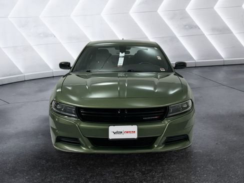 Used 2023 Dodge Charger SXT image 2