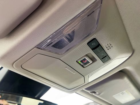 Used 2025 Toyota RAV4 LE image 22