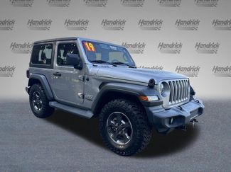 Used 2019 Jeep Wrangler Sport AWD/4WD video 2