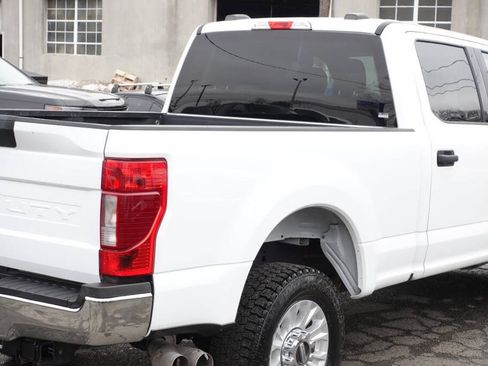 Used 2022 Ford F250 XLT AWD/4WD image 12