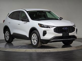 New 2026 Ford Escape Active w/ Cold Weather Package FWD video 2