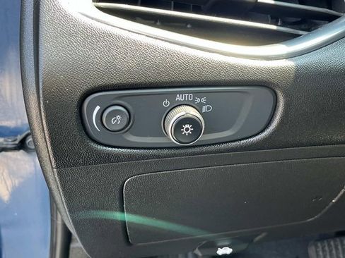 Used 2024 Chevrolet Malibu LT image 28