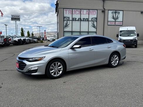 Used 2020 Chevrolet Malibu LT FWD image 1