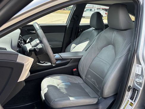 Used 2021 Toyota Avalon Limited w/ Advanced Safety Package FWD image 27