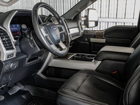 Used 2019 Ford F350 Lariat w/ Lariat Ultimate Package AWD/4WD image 14