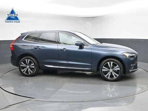 Used 2023 Volvo XC60 B5 Plus w/ Climate Package AWD/4WD image 1
