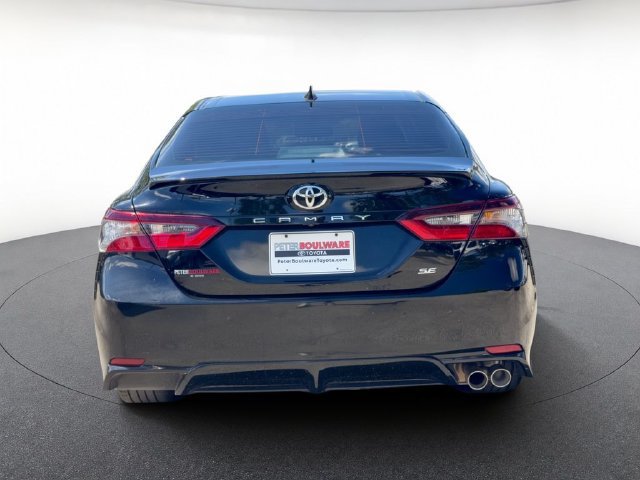 Used 2024 Toyota Camry SE w/ Convenience Package FWD image 5