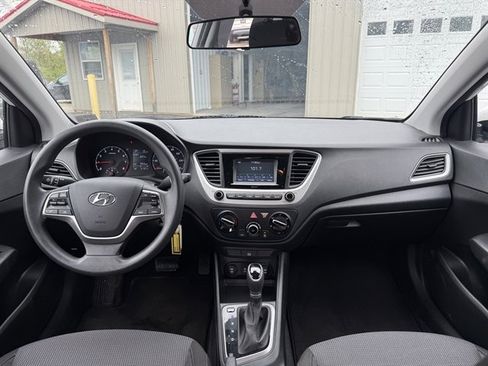 Used 2019 Hyundai Accent SE FWD image 20