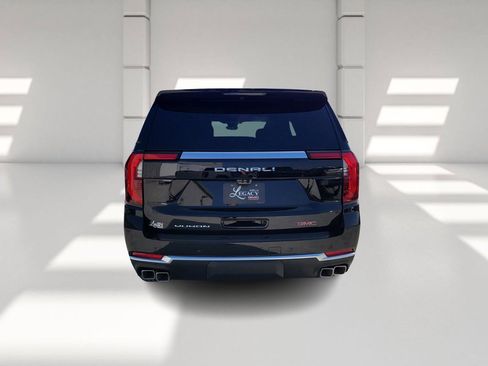 New 2026 GMC Yukon XL Denali w/ Denali Reserve Package RWD image 6