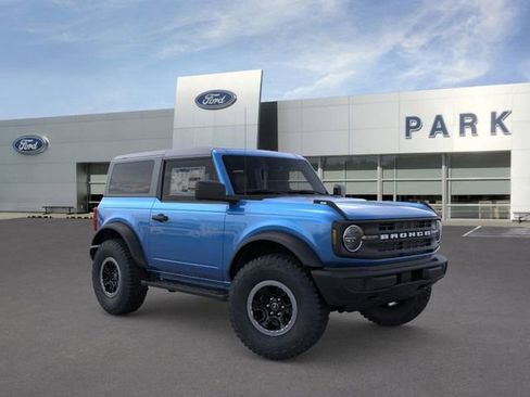 New 2025 Ford Bronco Base w/ Sasquatch Package image 7