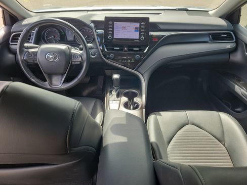 Used 2024 Toyota Camry SE w/ Convenience Package FWD image 16