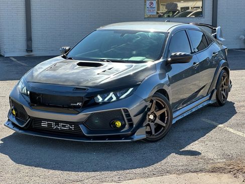 Used 2019 Honda Civic Type R image 2