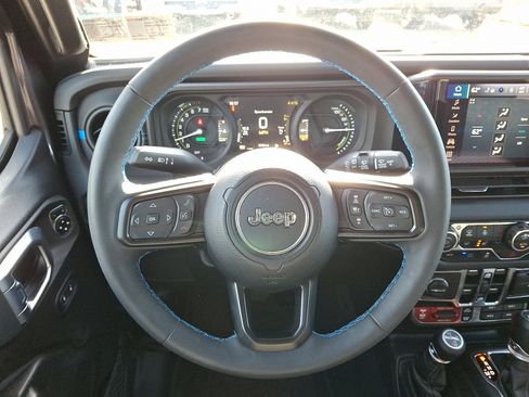 Used 2024 Jeep Wrangler Unlimited Rubicon 4xe w/ Convenience Group image 20