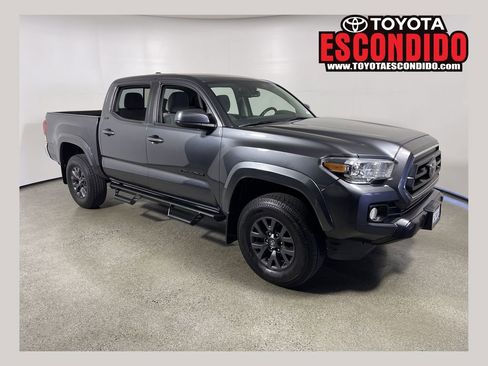 Used 2022 Toyota Tacoma SR5 RWD image 1