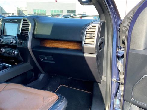 Used 2016 Ford F150 Limited w/ Trailer Tow Package image 18