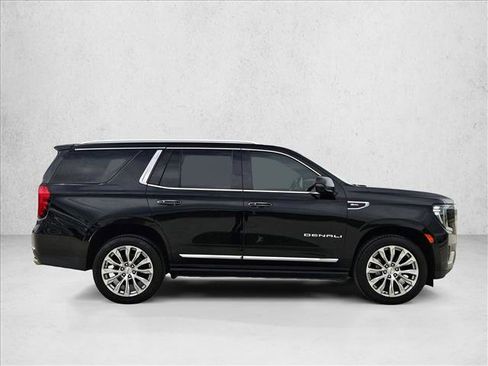 Used 2023 GMC Yukon Denali RWD image 4
