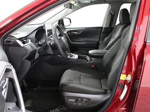 Certified 2023 Toyota RAV4 XLE image 11