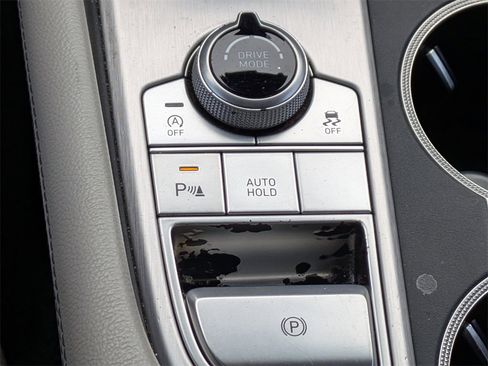 Used 2019 Genesis G70 2.0T Advanced w/ Elite Package image 26