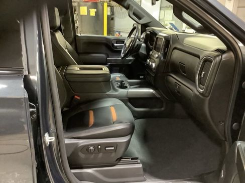 Used 2021 GMC Sierra 1500 AT4 w/ AT4 Preferred Package AWD/4WD image 31