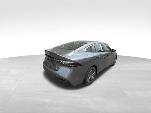 New 2026 Nissan Sentra S w/ S Cold Weather Package FWD image 4
