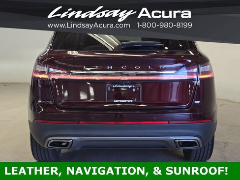 Used 2022 Lincoln Nautilus Reserve w/ Equipment Group 201A image 5