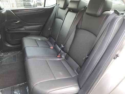 Used 2021 Lexus ES 250 w/ Premium Package AWD/4WD image 14