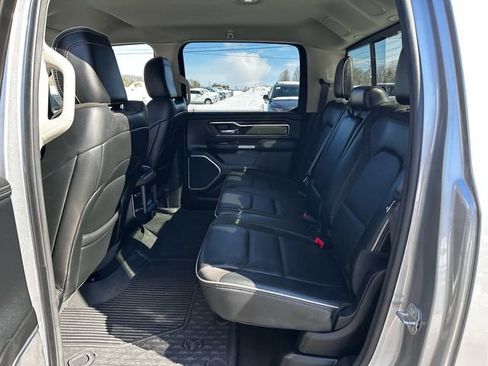 Used 2022 RAM 1500 Laramie AWD/4WD image 10