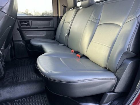 Used 2020 RAM 3500 Tradesman w/ Chrome Appearance Group image 22