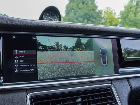 Used 2020 Porsche Panamera 4 AWD/4WD image 20