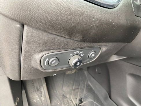 Used 2020 Chevrolet Equinox LT AWD/4WD image 21