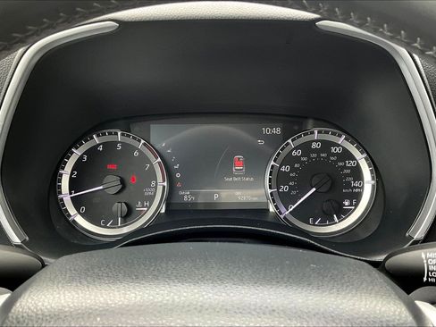 Used 2023 Toyota Highlander XLE AWD/4WD image 22