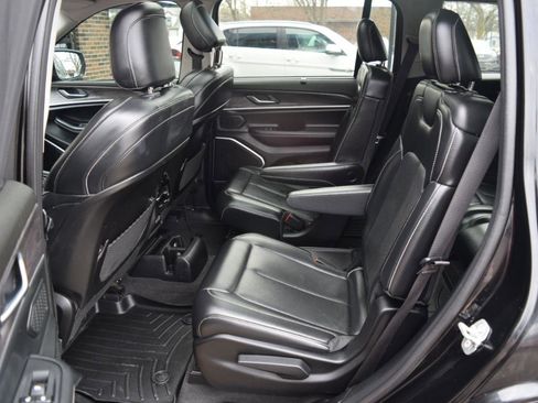 Used 2021 Jeep Grand Cherokee L Limited w/ Luxury Tech Group II image 36