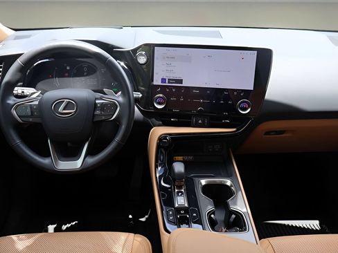 Used 2025 Lexus NX 350h AWD w/ Accessory Package (2T) image 13