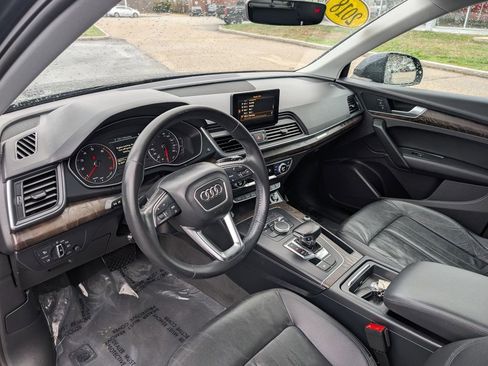 Used 2018 Audi Q5 2.0T Premium w/ Convenience Package AWD/4WD image 18