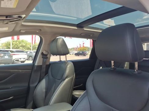 Used 2021 Hyundai Santa Fe SEL w/ Convenience + Premium Package AWD/4WD image 15