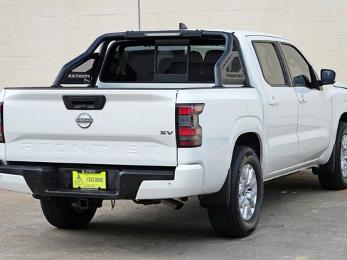 Used 2022 Nissan Frontier SV RWD image 45