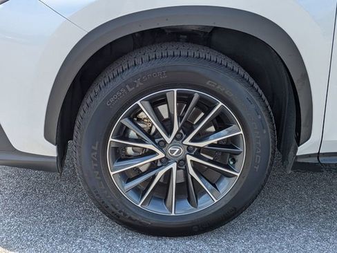 Used 2025 Lexus NX 250 FWD w/ Cold Area Package image 15