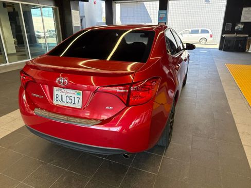 Used 2019 Toyota Corolla SE w/ Carpet Mat Package (TMS) FWD image 7